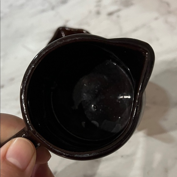 Vintage Stoneware Measuring Cups Brown Drip Glaze 1/4 and 3/4 Farmhouse Set of 2 - Picture 9 of 12